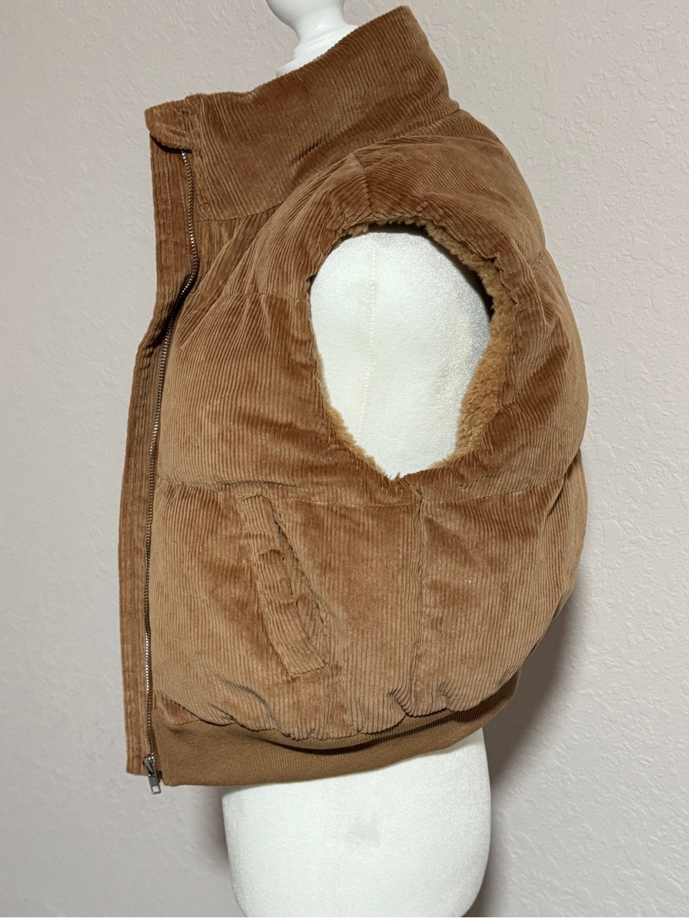 Brown Corduroy Sherpa Lined Zip Vest Cozy Fall Winter S - Picture 7 of 8